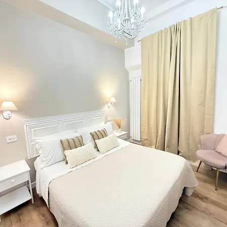 Seiemme Colosseo Luxury 2 アパート *